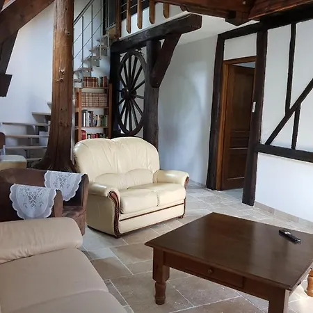 Au Coeur De Nos Campagnes بيت للعطل